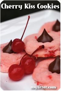 Cherry-Chocoalte-Kiss-Cookies