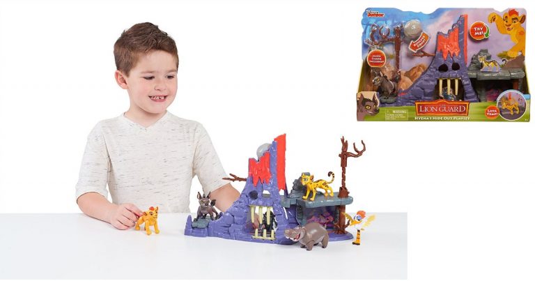 hyena hideout playset