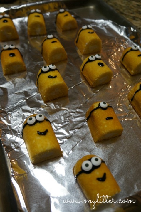 twinkie cupcake minions