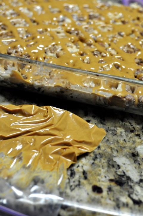 peanut butter topping