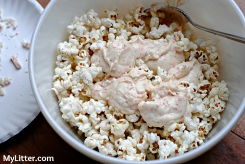 White Chocolate Peppermint Popcorn Recipe