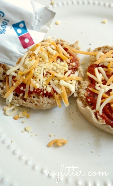 These DIY Pizza Lunchables are yummy, inexpensive and totally customizable to each child!